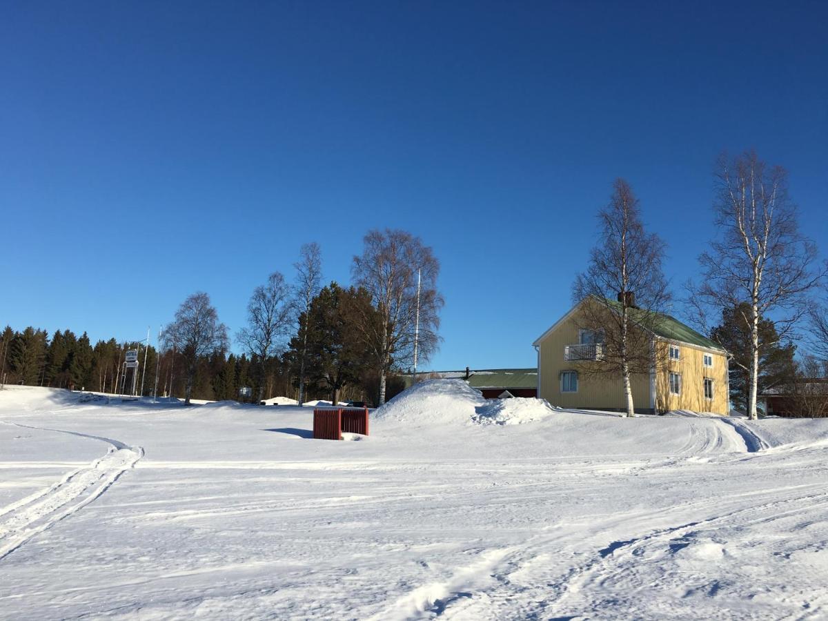 Sangis Motell Och Camping Exterior foto